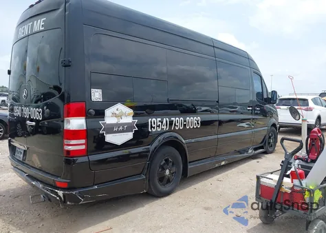 2011 Mercedes-Benz Sprinter 2500 High Roof z USA, uszkodzony, nr VIN WD3PE8CC2B5515120